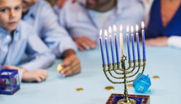 Jewish children at Hanukkah